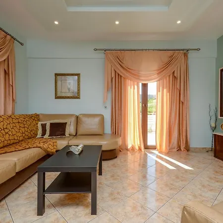 Villa Maria's Galini (Naxos)